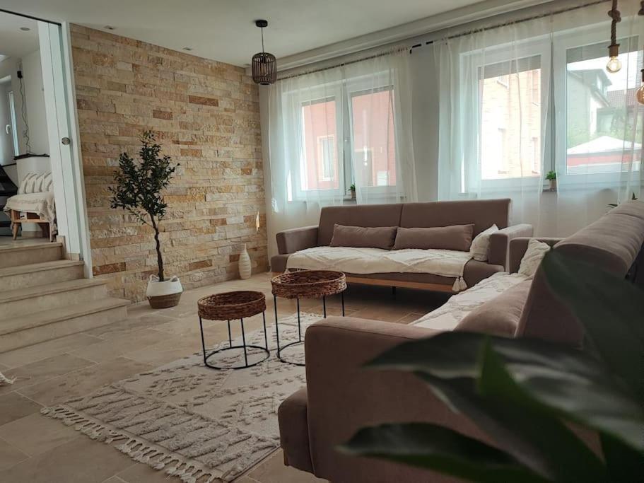 -Stadthaus Ida- Mit Grosser Dachterasse, Am Schlosspark, Luftkurort Kisslegg, Boxspringbetten, Kaffeevollautomat, Smarttv, Familienfreundlich, Grosszuegig, Zentral エクステリア 写真