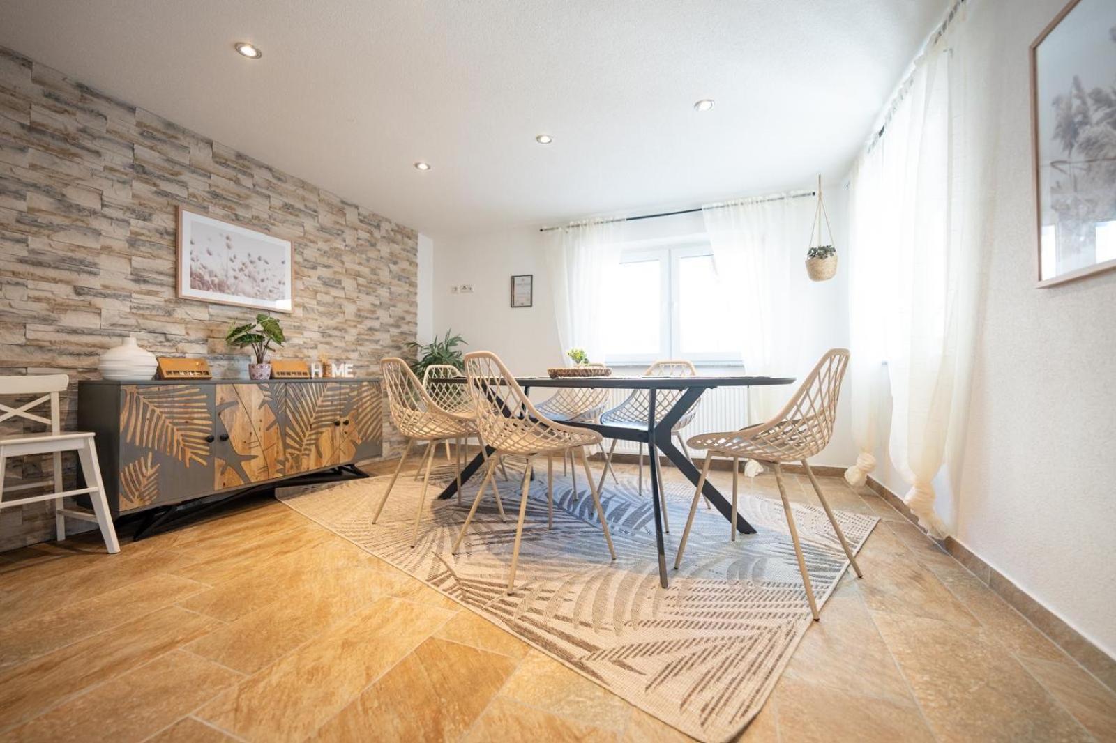 -Stadthaus Ida- Mit Grosser Dachterasse, Am Schlosspark, Luftkurort Kisslegg, Boxspringbetten, Kaffeevollautomat, Smarttv, Familienfreundlich, Grosszuegig, Zentral エクステリア 写真