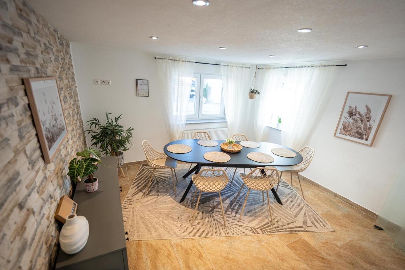 -Stadthaus Ida- Mit Grosser Dachterasse, Am Schlosspark, Luftkurort Kisslegg, Boxspringbetten, Kaffeevollautomat, Smarttv, Familienfreundlich, Grosszuegig, Zentral エクステリア 写真